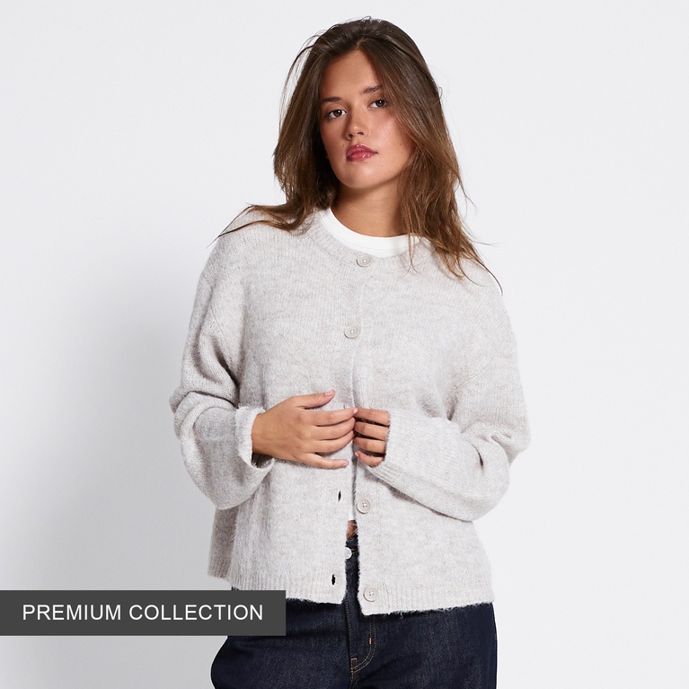 Stickad kofta "Alva"